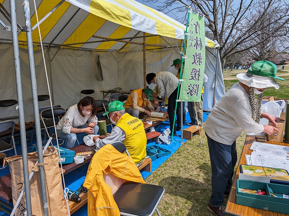 7号地(蘇原持田町)での竹炭焼き講習